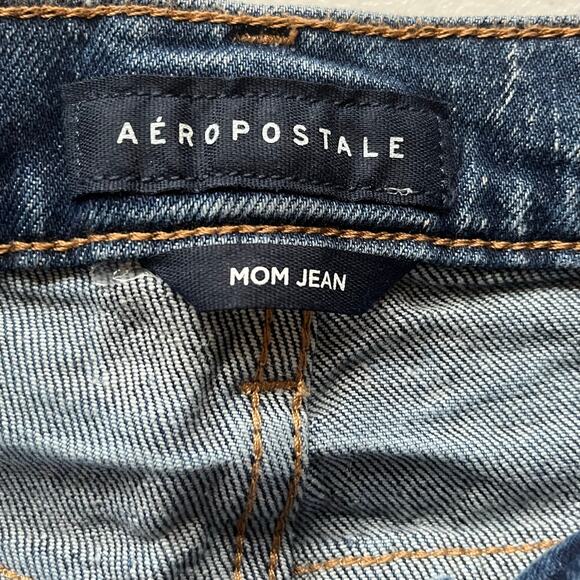 Aeropostale Dark Wash Distressed Mom Jean Size 000 Reg - Picture 3 of 12
